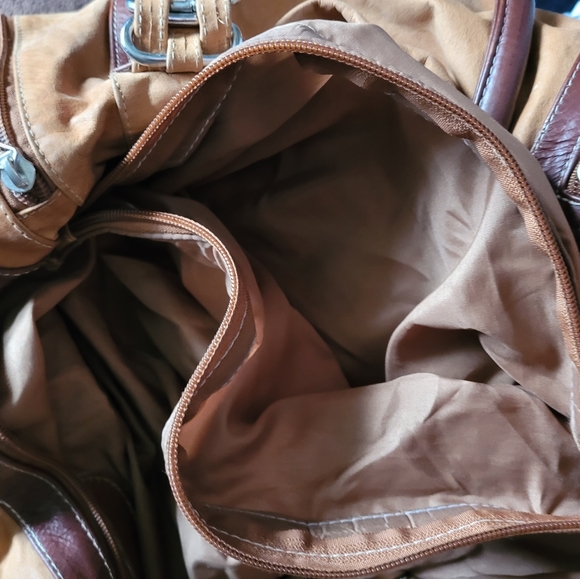 Handbag - Picture 2 of 4